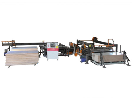 伺服系統(tǒng) 無(wú)人操作鋸邊機(jī)